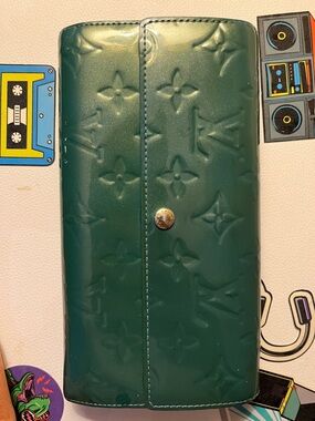 Louis Vuitton Emerald Green Vernis Long Wallet